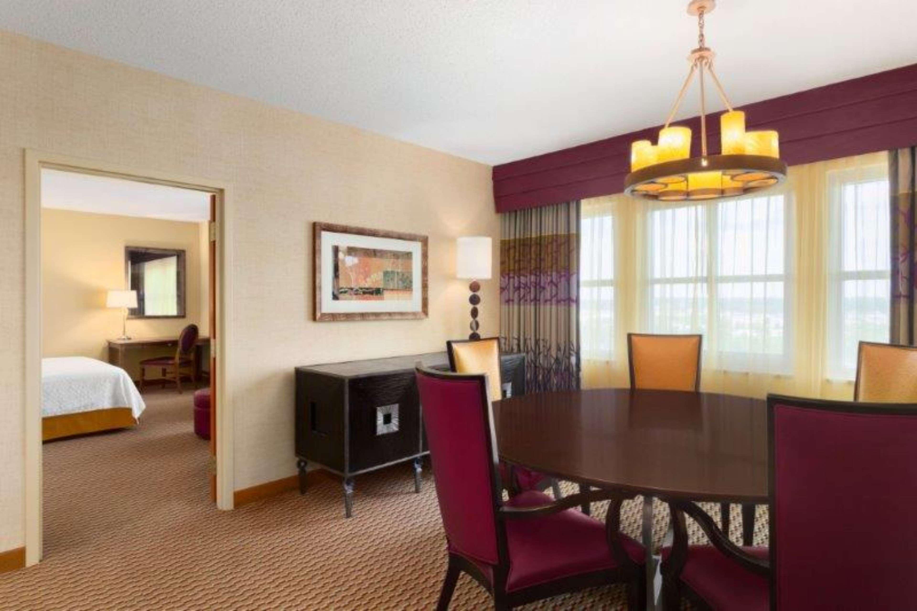 Embassy Suites Northwest Arkansas - Hotel, Spa & Convention Center Rogers Εξωτερικό φωτογραφία