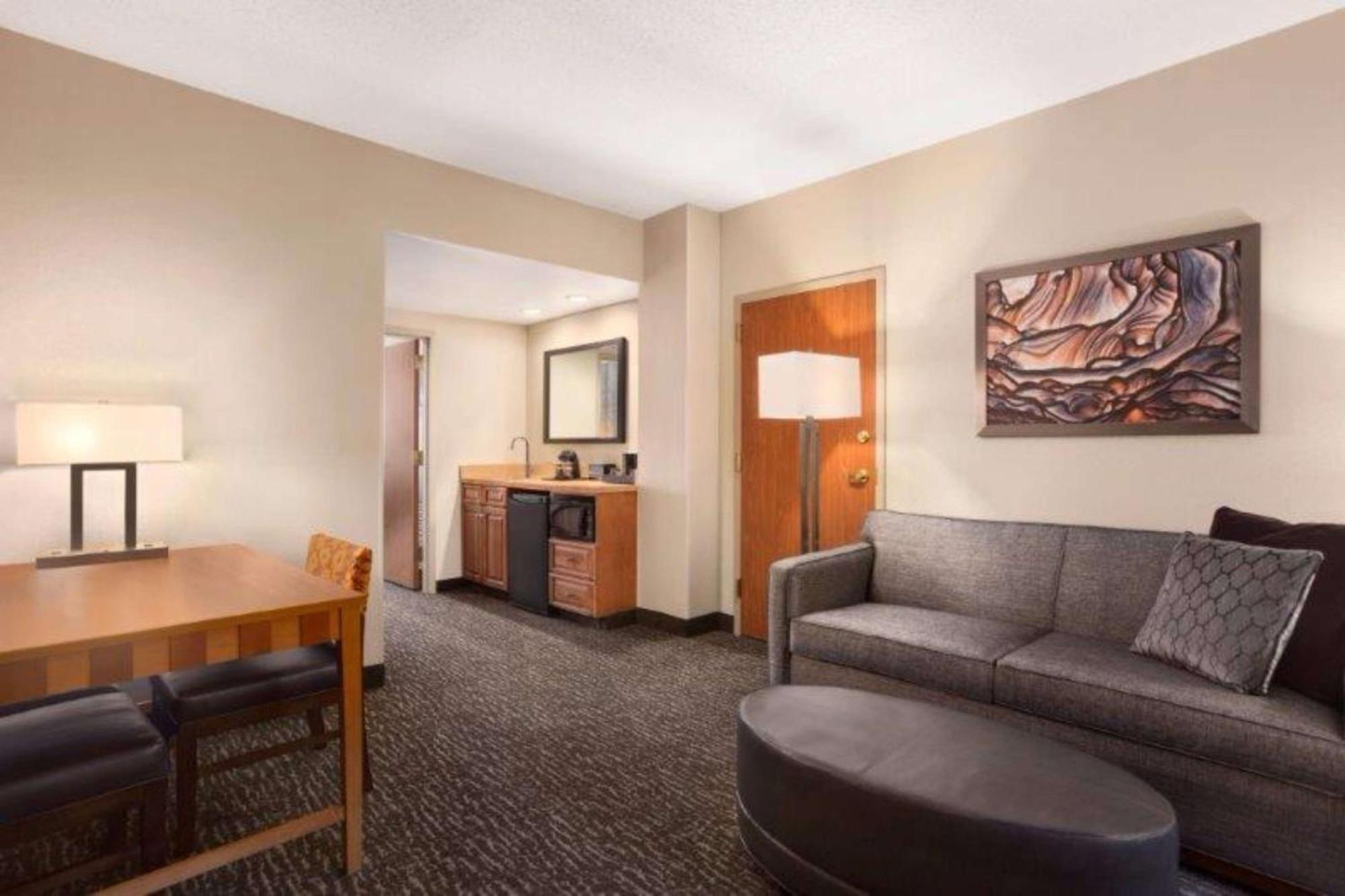 Embassy Suites Northwest Arkansas - Hotel, Spa & Convention Center Rogers Εξωτερικό φωτογραφία